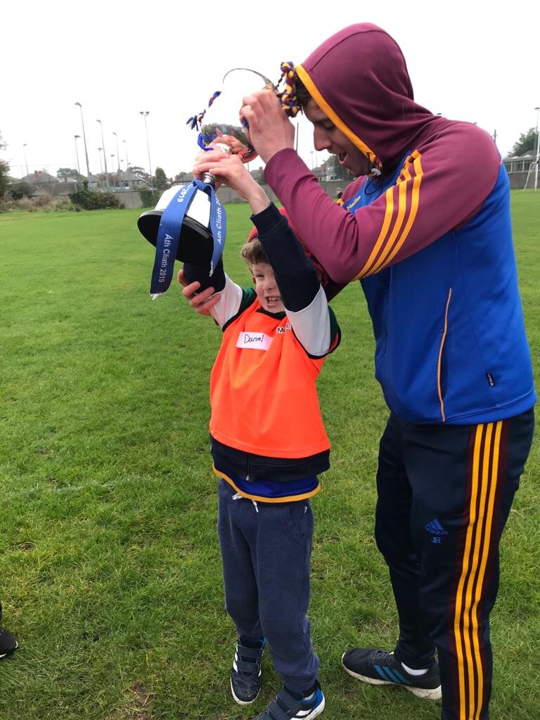 Daniel and Johnny Rock (Manager of Senior Ladies) having fun at Scoil Stars @ Scoil Ui Chonaill.